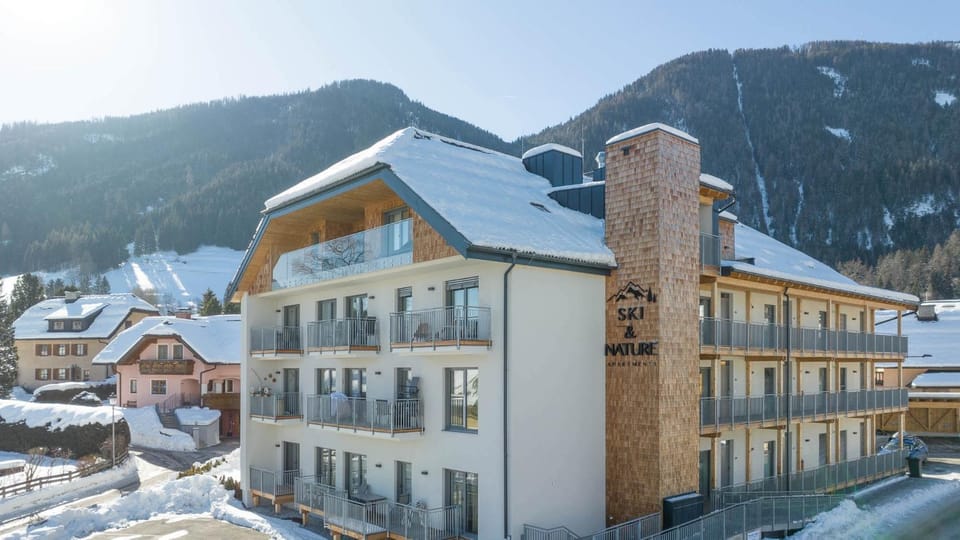 Property building, Day, Natural landscape, Winter, Mountain view