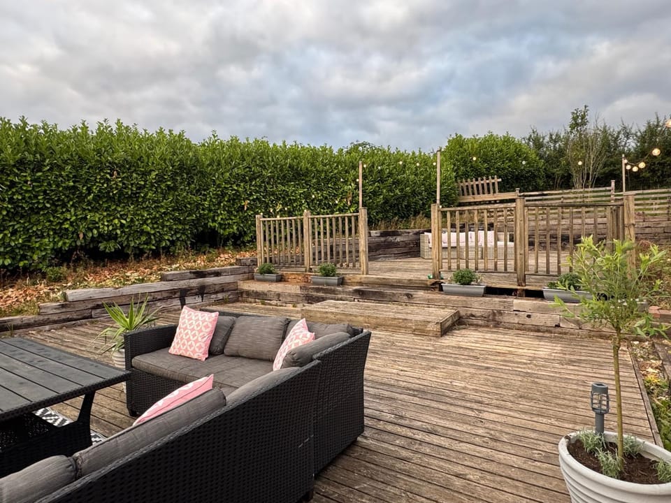 Yr Hen Beudy Barn Conversion Sleeps 4 Dogs Ok House in Llansteffan