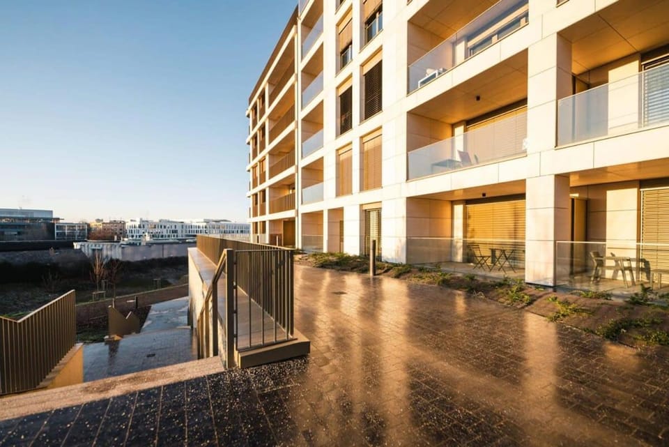 Modern Studio in Gasperich with Balcony & Wi-Fi Apartment in Luxembourg