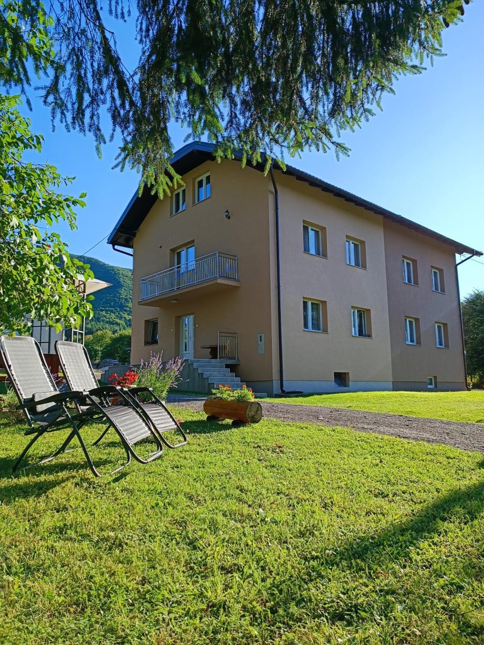 Guesthouse Nikolina Bed and Breakfast in Lika-Senj County