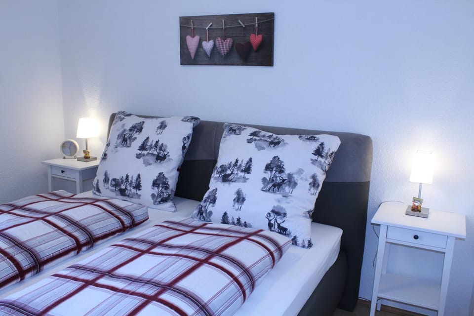 Living room, Bedroom