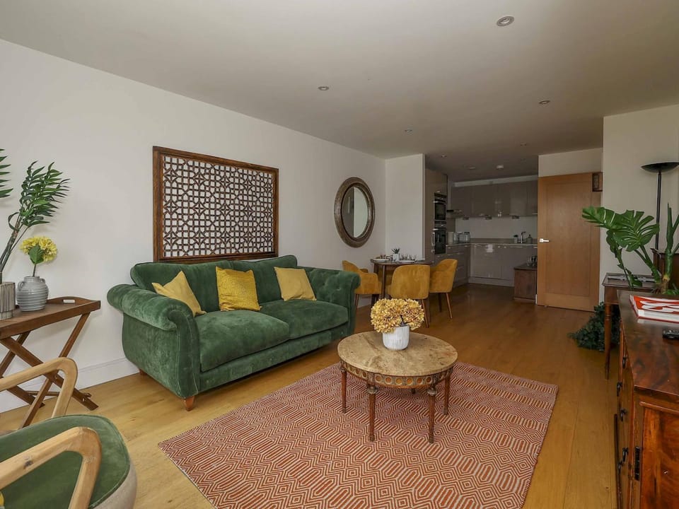 Kitchen or kitchenette, Living room, Other, Seating area