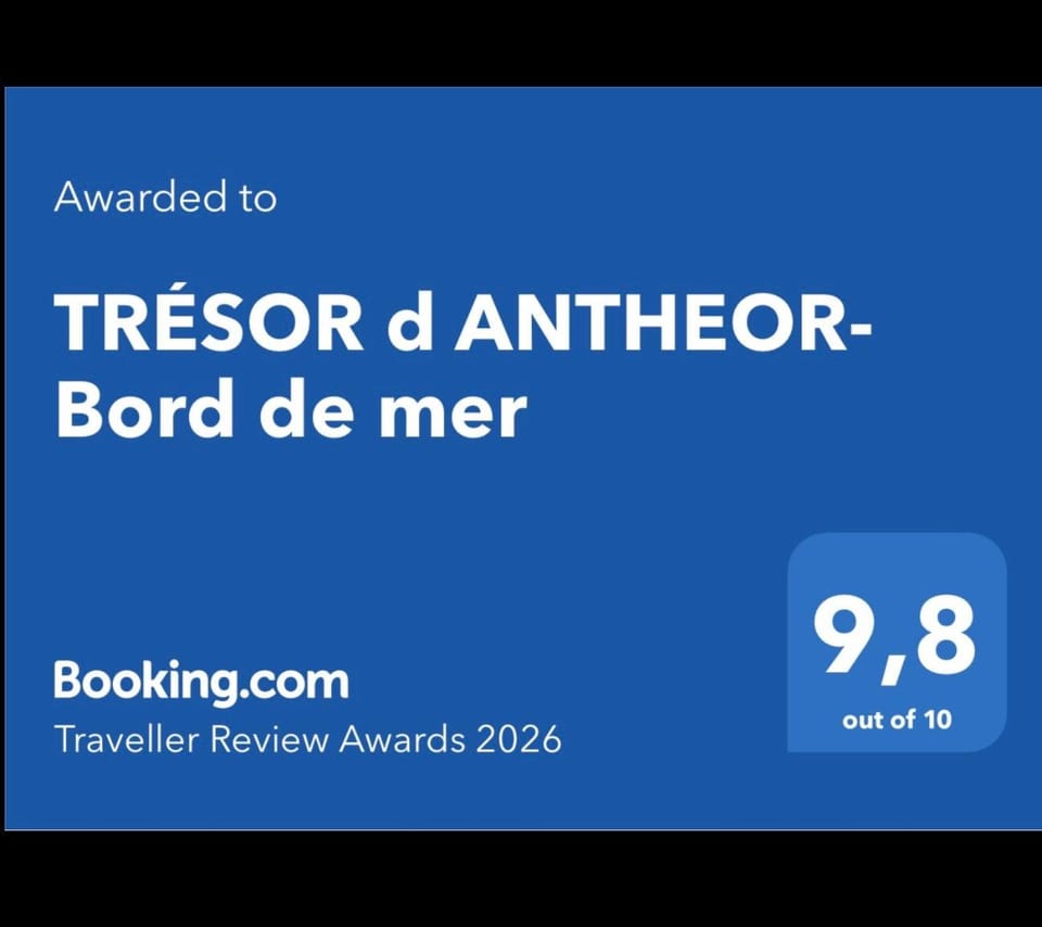 TRÉSOR d ANTHEOR- Bord de mer Apartment in Saint-Raphael
