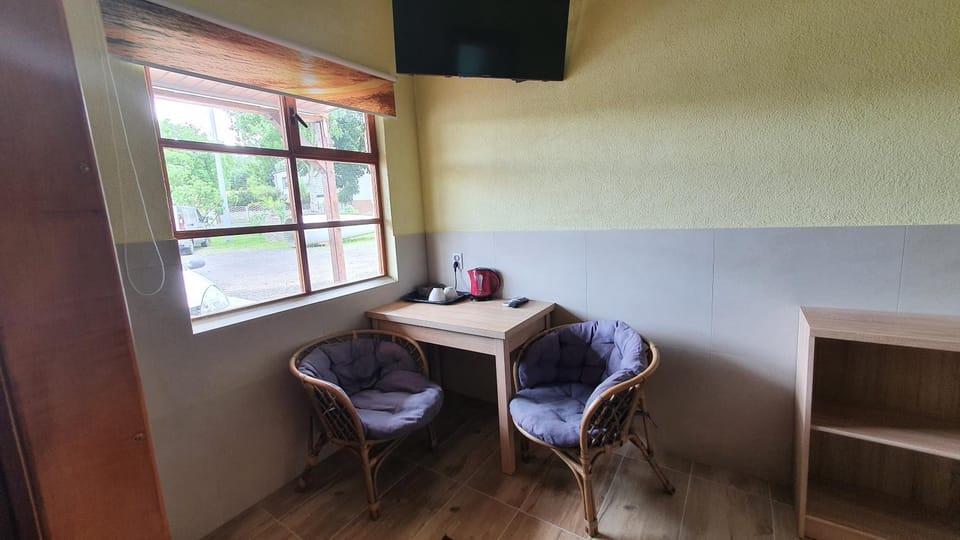 TV and multimedia, Seating area