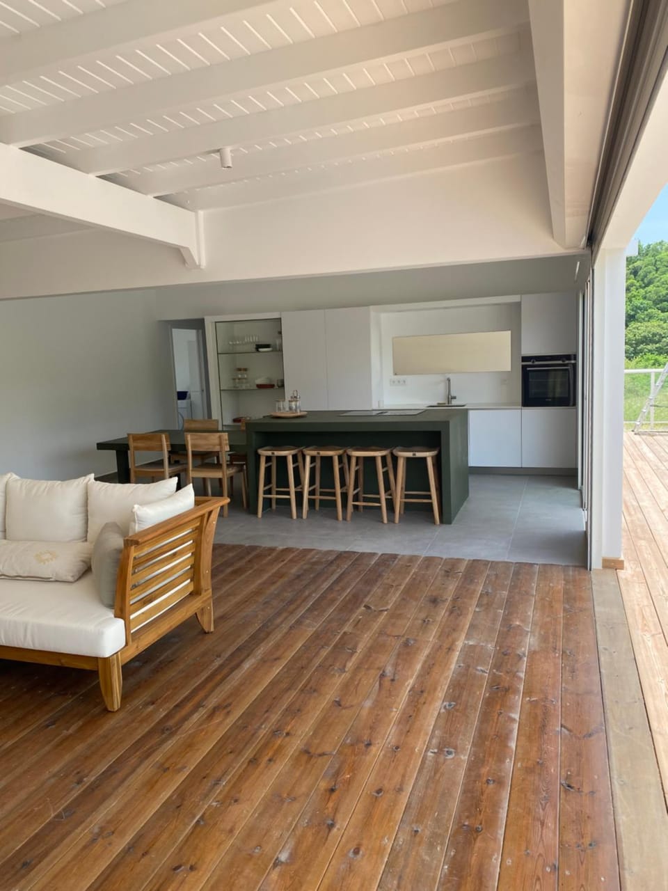 Kitchen or kitchenette, Dining area, oven, stove