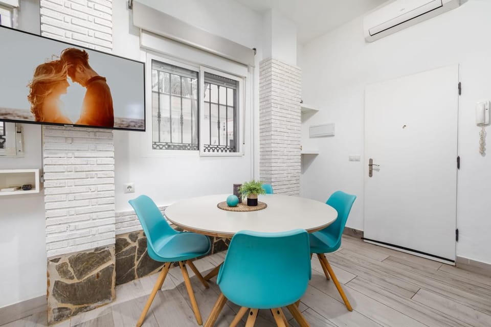 Gran Parque Huelin Apartment in Malaga