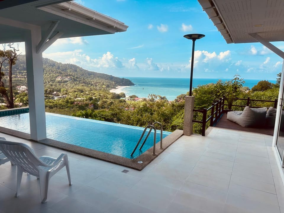 Sea view, Swimming pool
