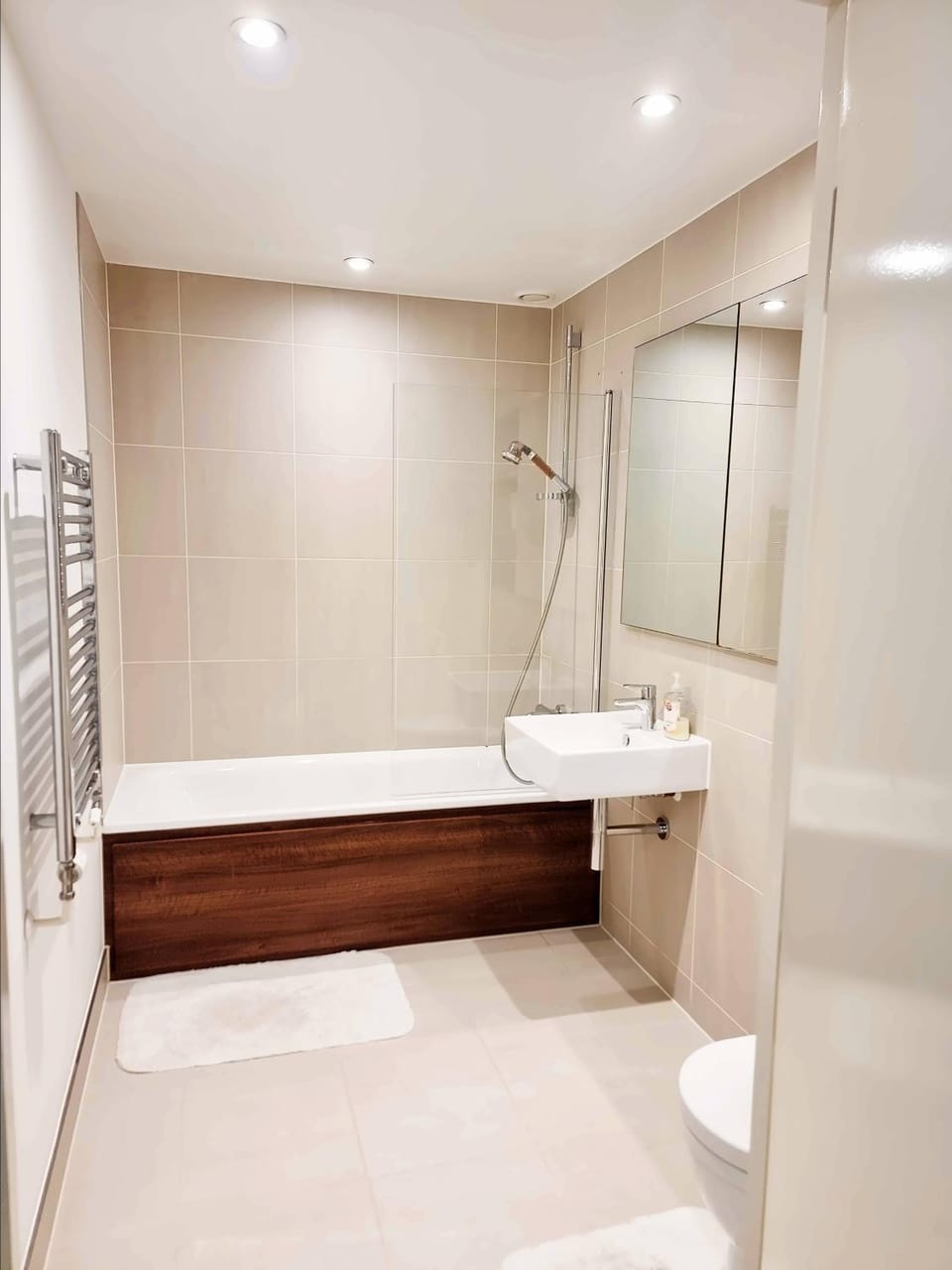 Shower, Bathroom, Bath, towels