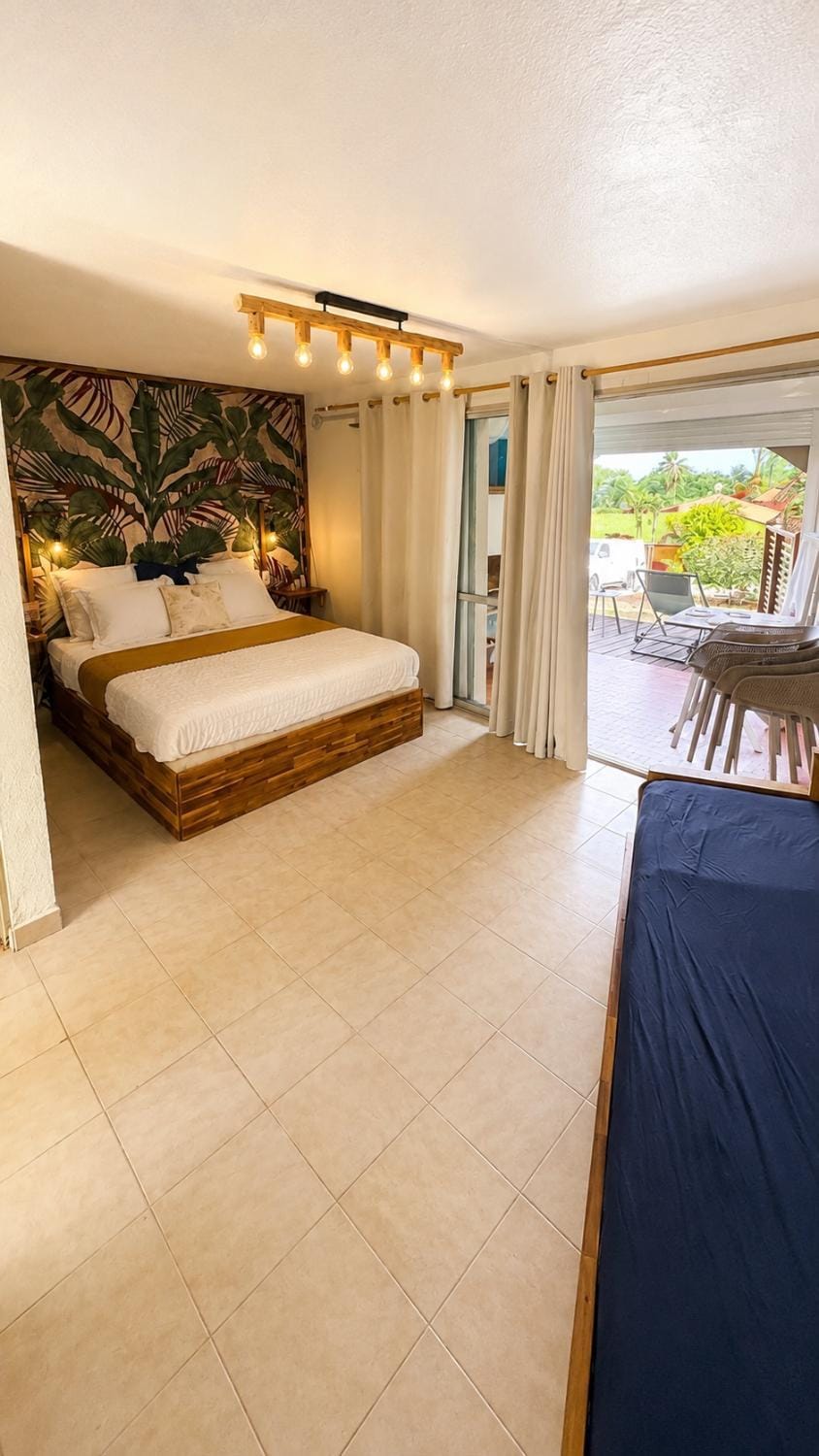 Studio cosy climatisé proche de la plage Apartment in Sainte-Anne