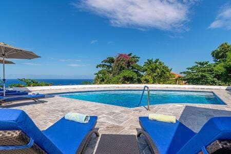 Hospitality Expert Eden 7BR Pools Beach Villa in St. James Parish