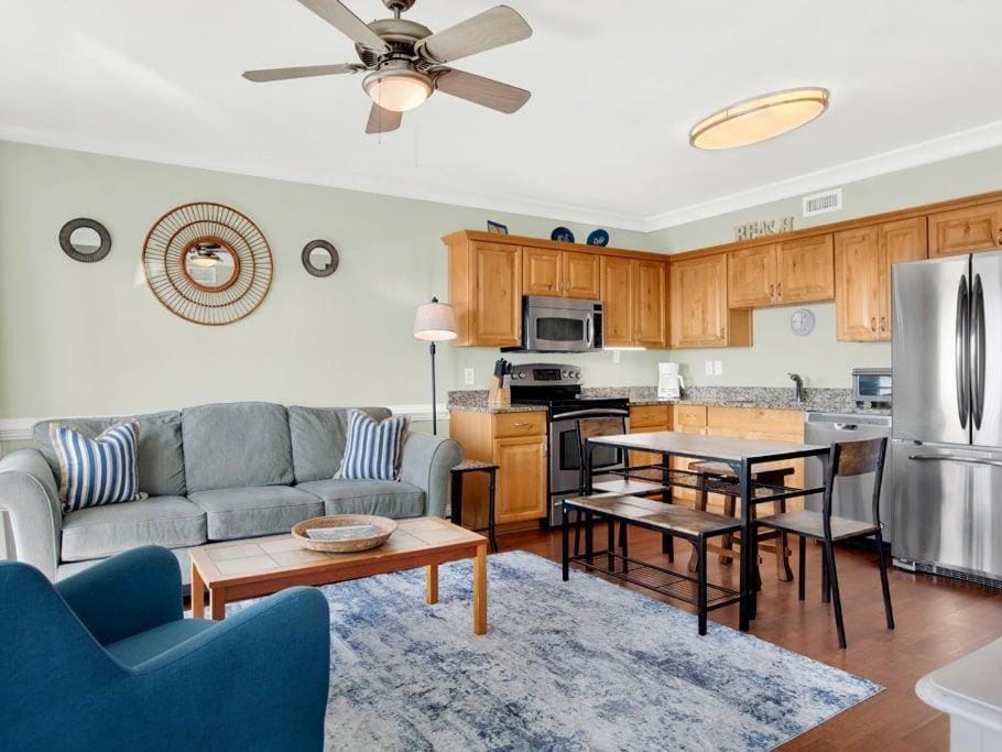 Silver Moon House in Tybee Island