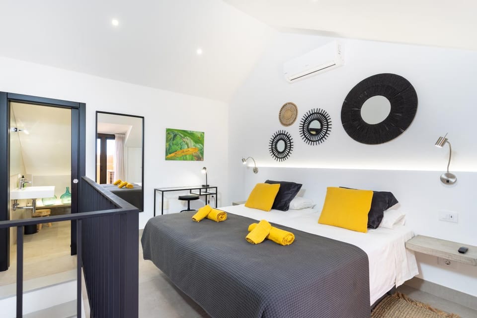 Home2Book Modern Design Seaview Apt, Pool&Terrace Apartment in Playa de las Americas