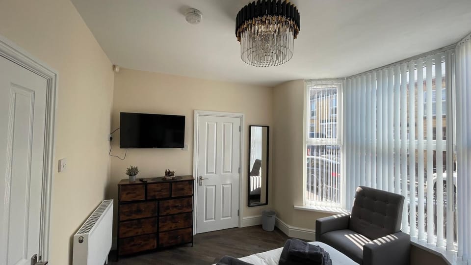 ANFIELD PLACE TO STAY Bed and Breakfast in Liverpool
