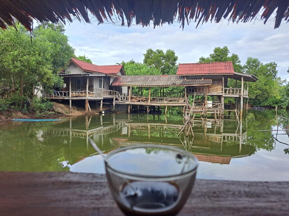 Big Hug Home-Nok kao house Hostel in Phang-nga Changwat