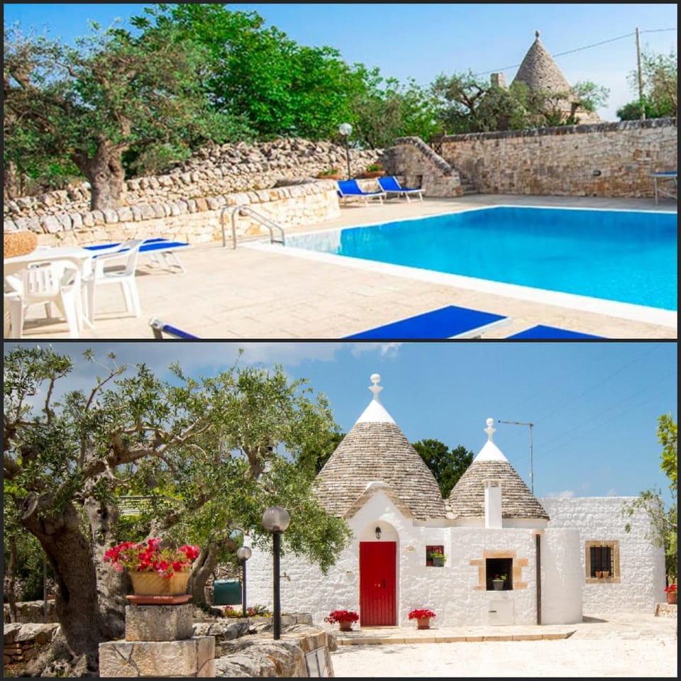 Property building, Pool view, Swimming pool, sunbed