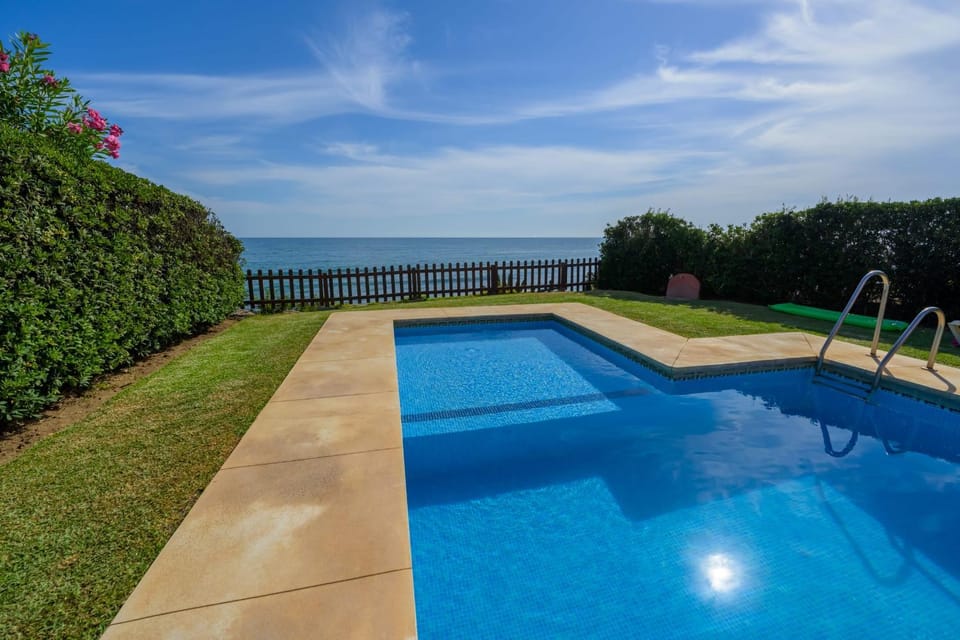 Beachfront 3BR with Direct Beach Access Marbella East House in Marbella