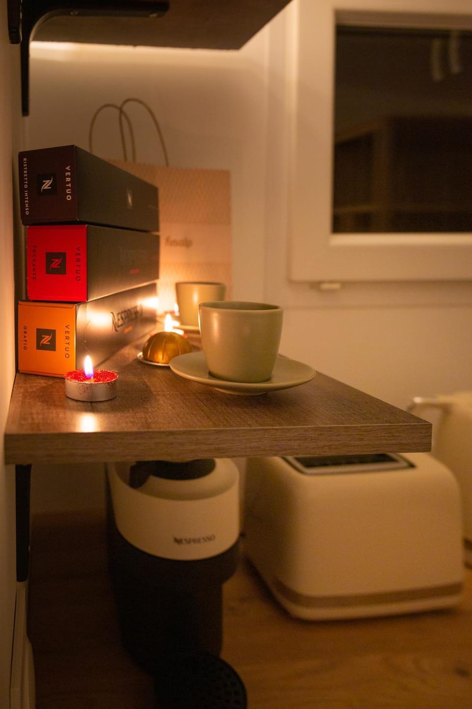 Coffee/tea facilities, Kitchen or kitchenette