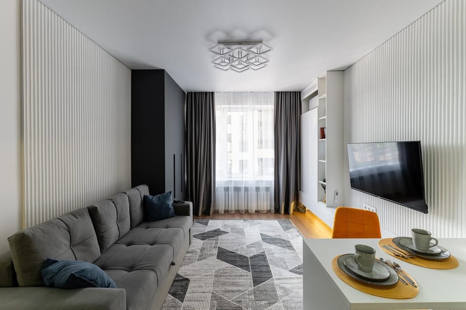TV and multimedia, Coffee/tea facilities, Living room, Seating area, Dining area