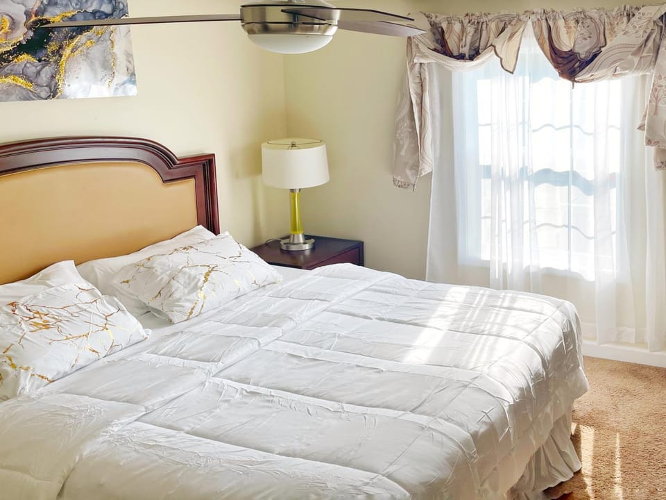 Bed, Bedroom