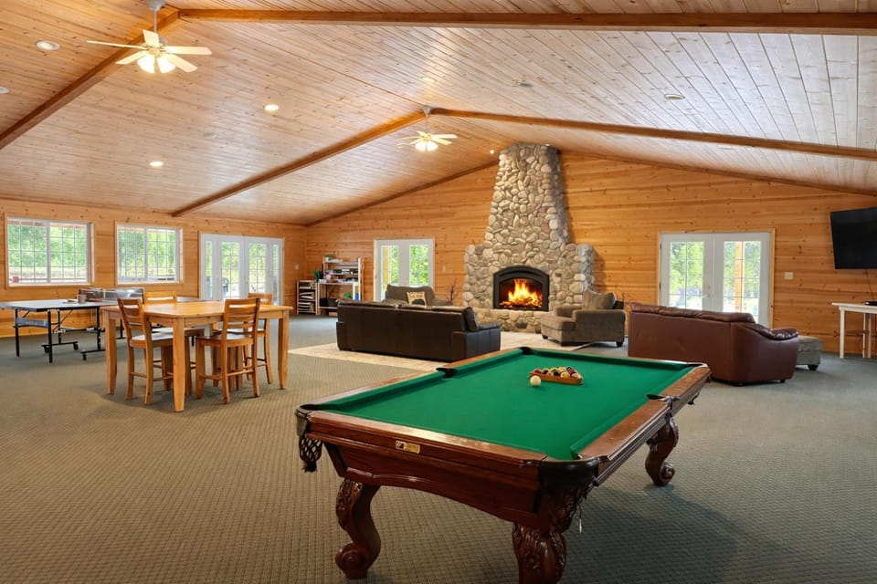 River Road Lodge by NW Comfy Cabins Cabin in Washington