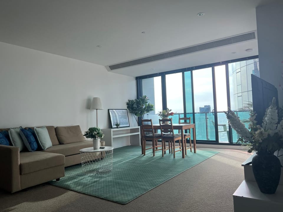 Quiet CBD 3b2b apartment + free parking Apartment in Melbourne