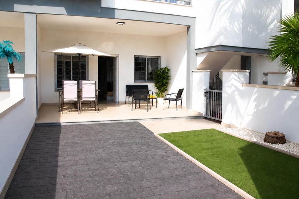 Oasis Holiday House Apartment in Vega Baja del Segura