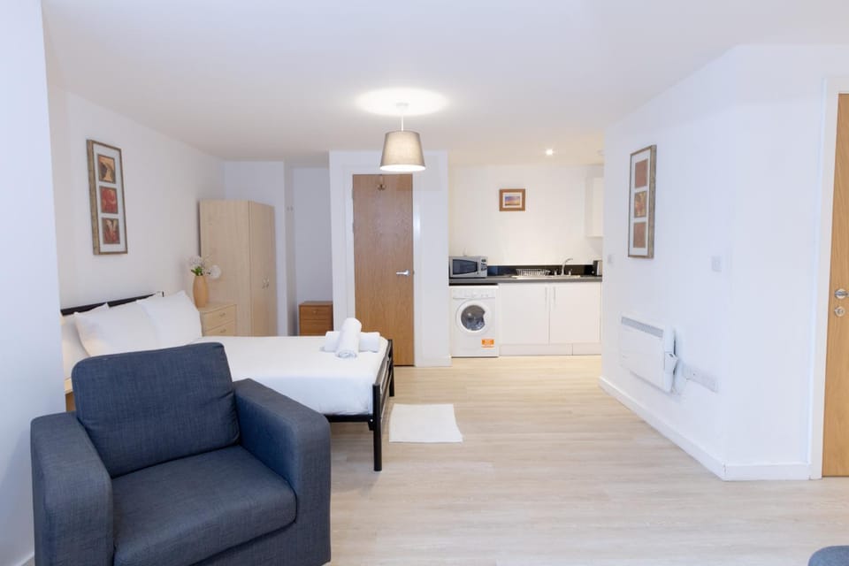 Kitchen or kitchenette, Living room, Bedroom