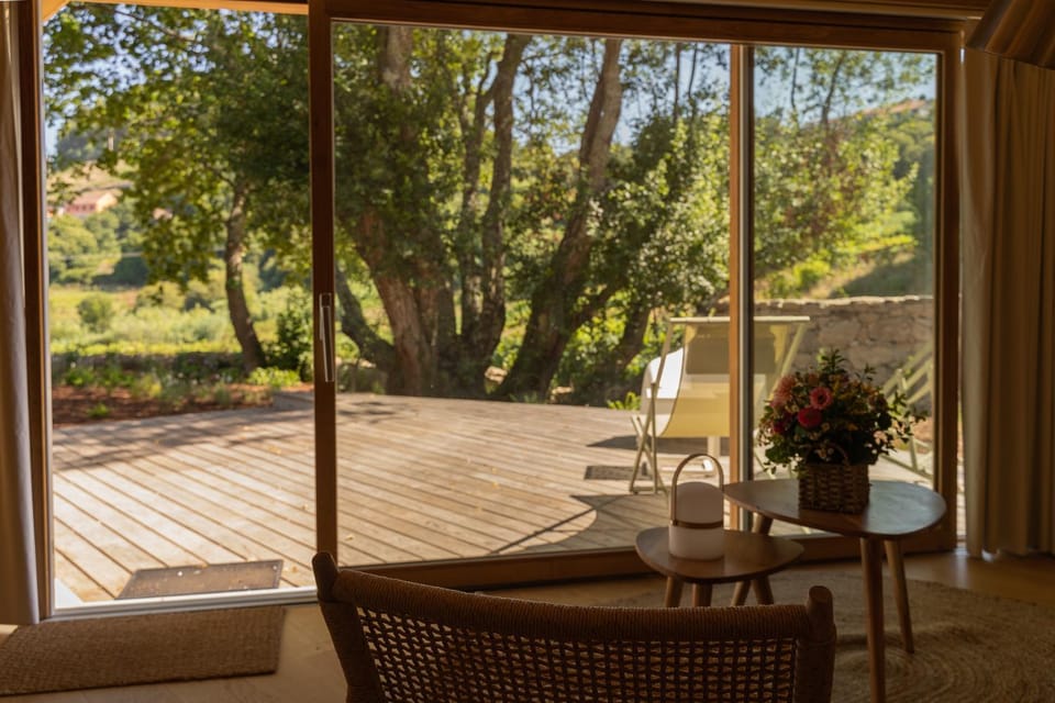 Spring, Garden, Balcony/Terrace, Living room, Seating area, Garden view