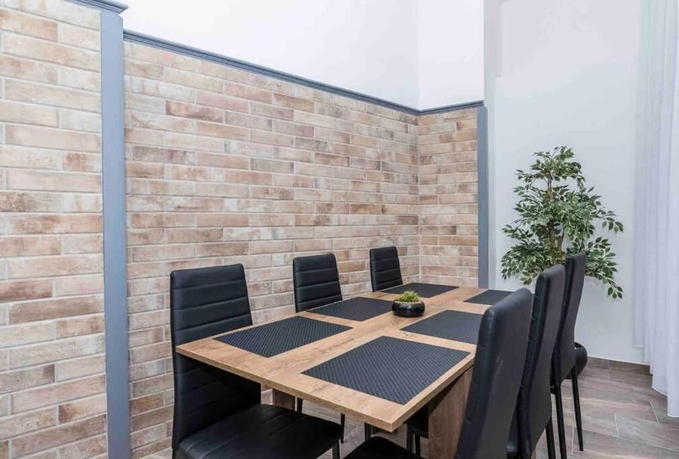 D3 Basilica Luxury Spacious Free Parking For 1 Car Apartment in Budapest