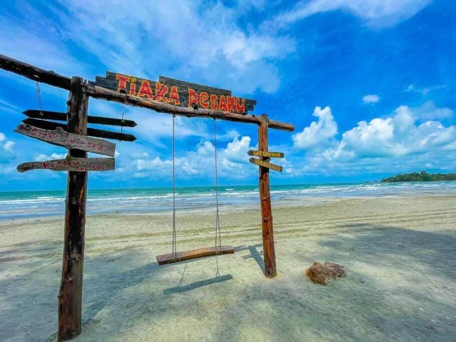 Desaru Beach Resort Family Suite E309 5Pax Apartment in Johor