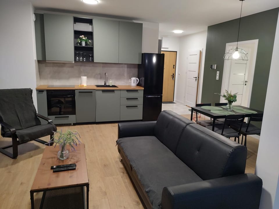 NEW APARTMENT Krakowska - przestronny, z widokiem, czysto, parking, balkon Apartment in Poland