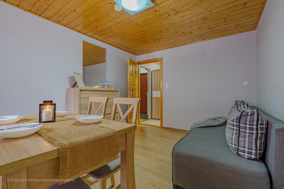 Przycup w Karkonoszach Apartamenty - Apartamenty pod Śnieżką przy Wyciągu Biały Jar Karpacz BLISKO STACJI PKP, PKS - parking gratis Apartment in Lower Silesian Voivodeship
