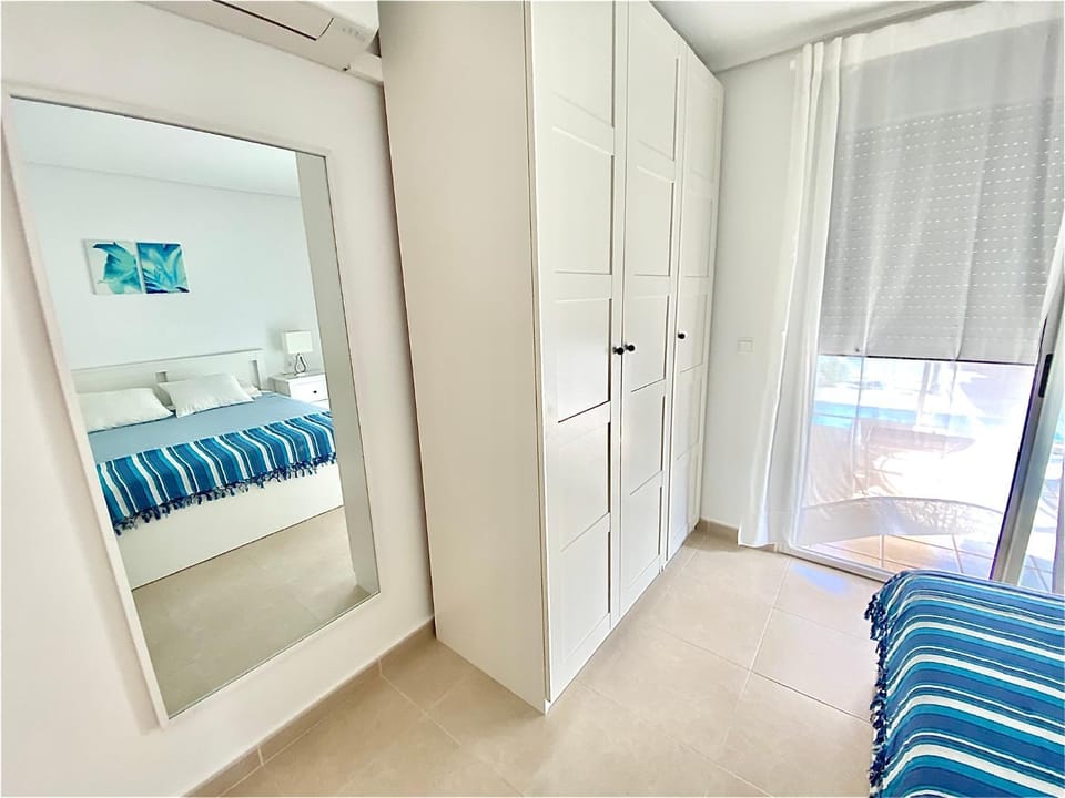 Modern apartment with pool close to the beach. Apartment in Peniscola