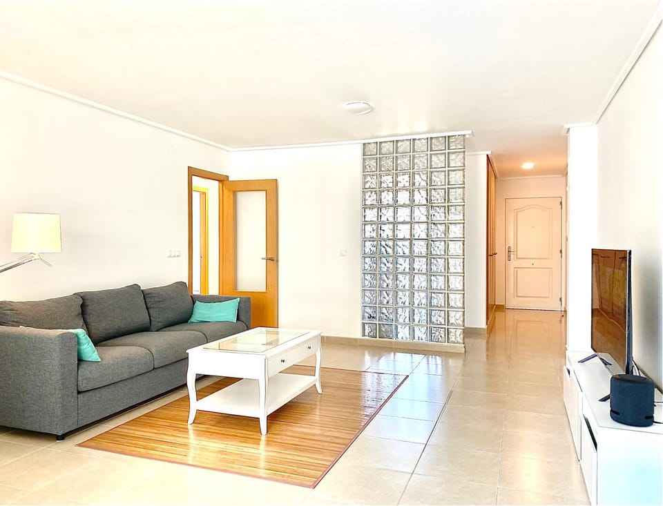 Modern apartment with pool close to the beach. Apartment in Peniscola