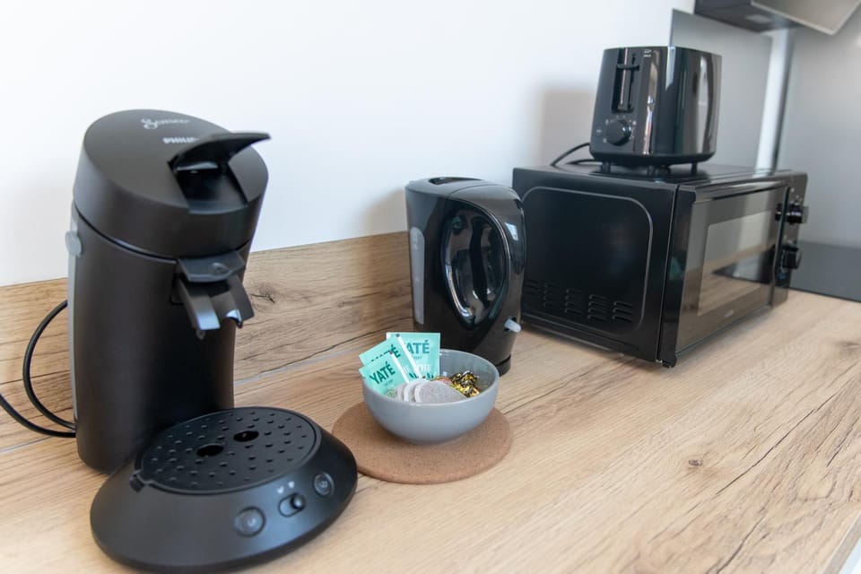 Coffee/tea facilities, minibar