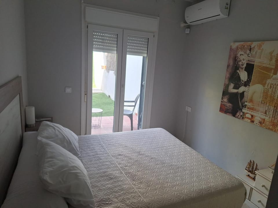 Apartamento con jardin Apartment in Andalusia