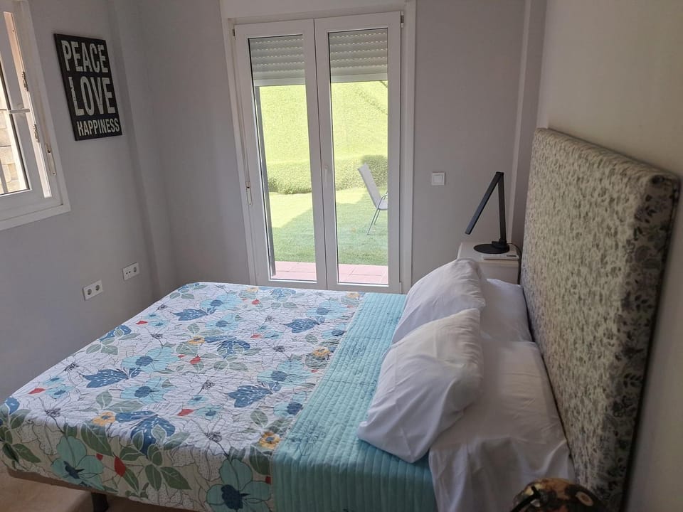 Apartamento con jardin Apartment in Andalusia
