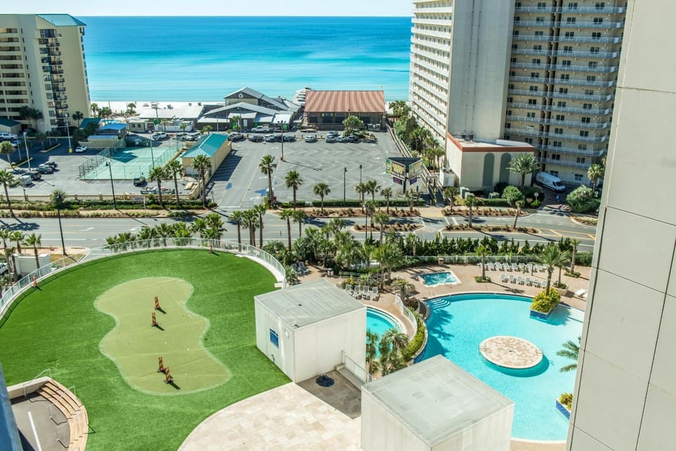 Laketown Wharf 607 House in Long Beach