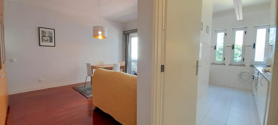 Living room, Photo of the whole room