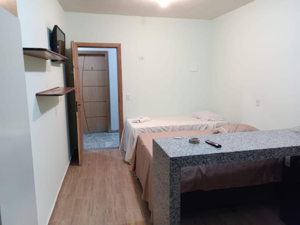 Bed, Bathroom, Kitchen or kitchenette, Photo of the whole room, Bedroom, towels