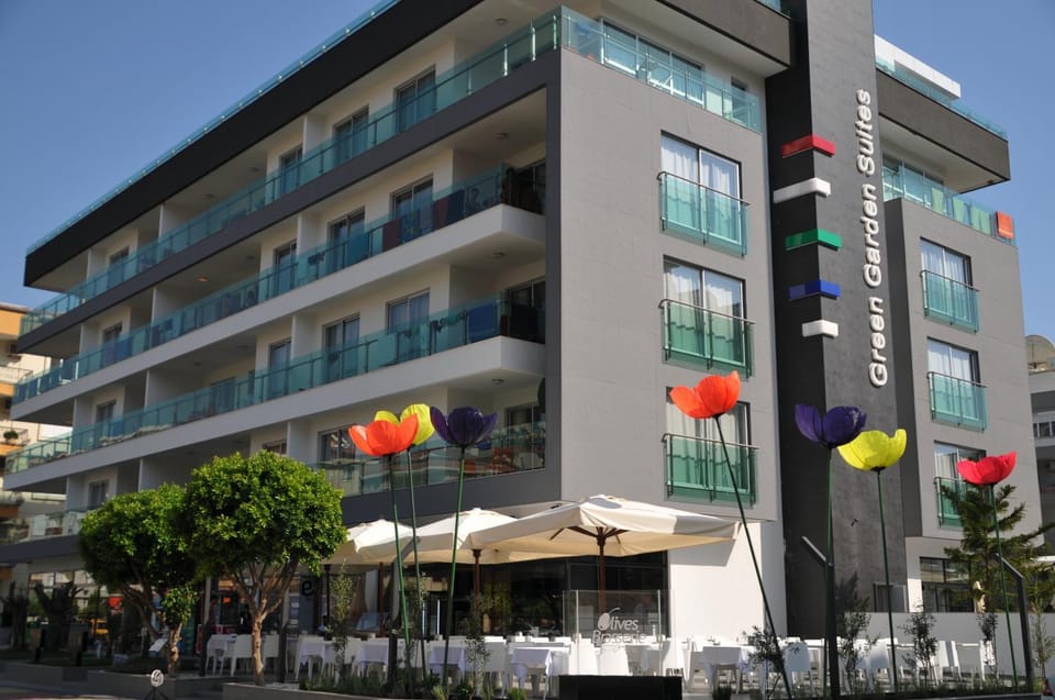 Property building, Day