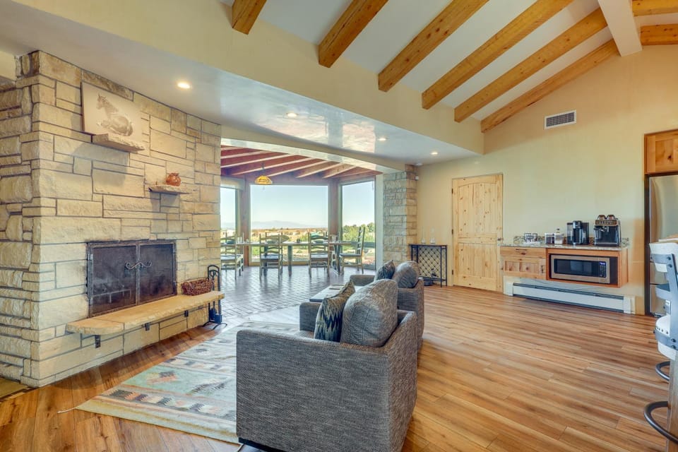 Scenic Santa Fe Vacation Rental w/ Views + Hot Tub House in Santa Fe