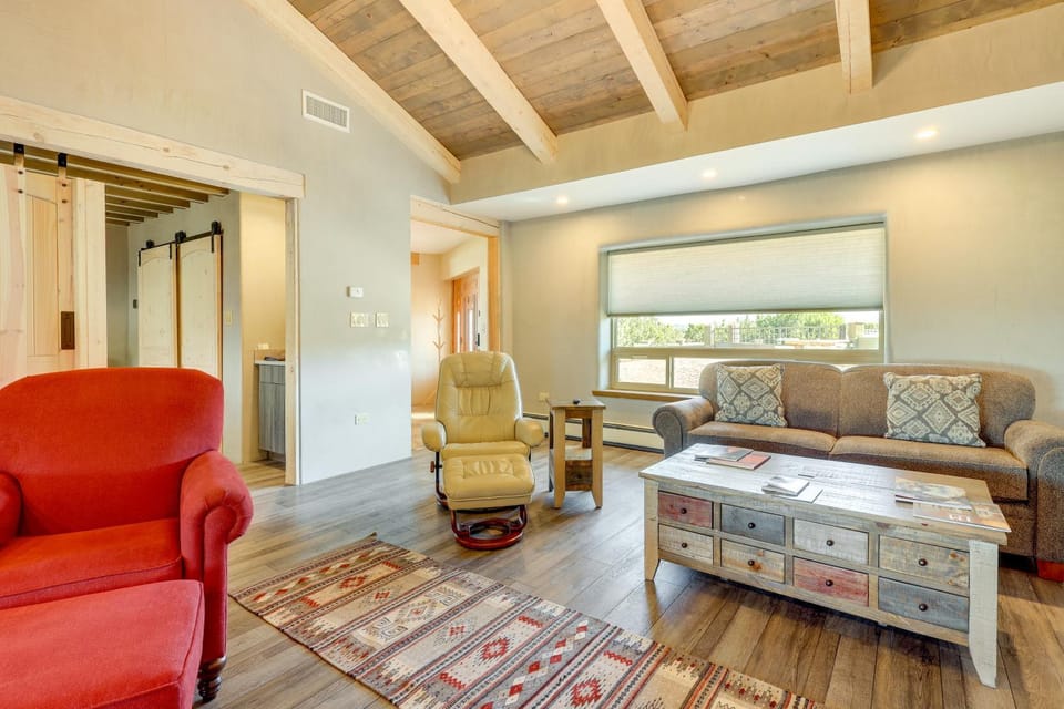 Scenic Santa Fe Vacation Rental w/ Views + Hot Tub House in Santa Fe