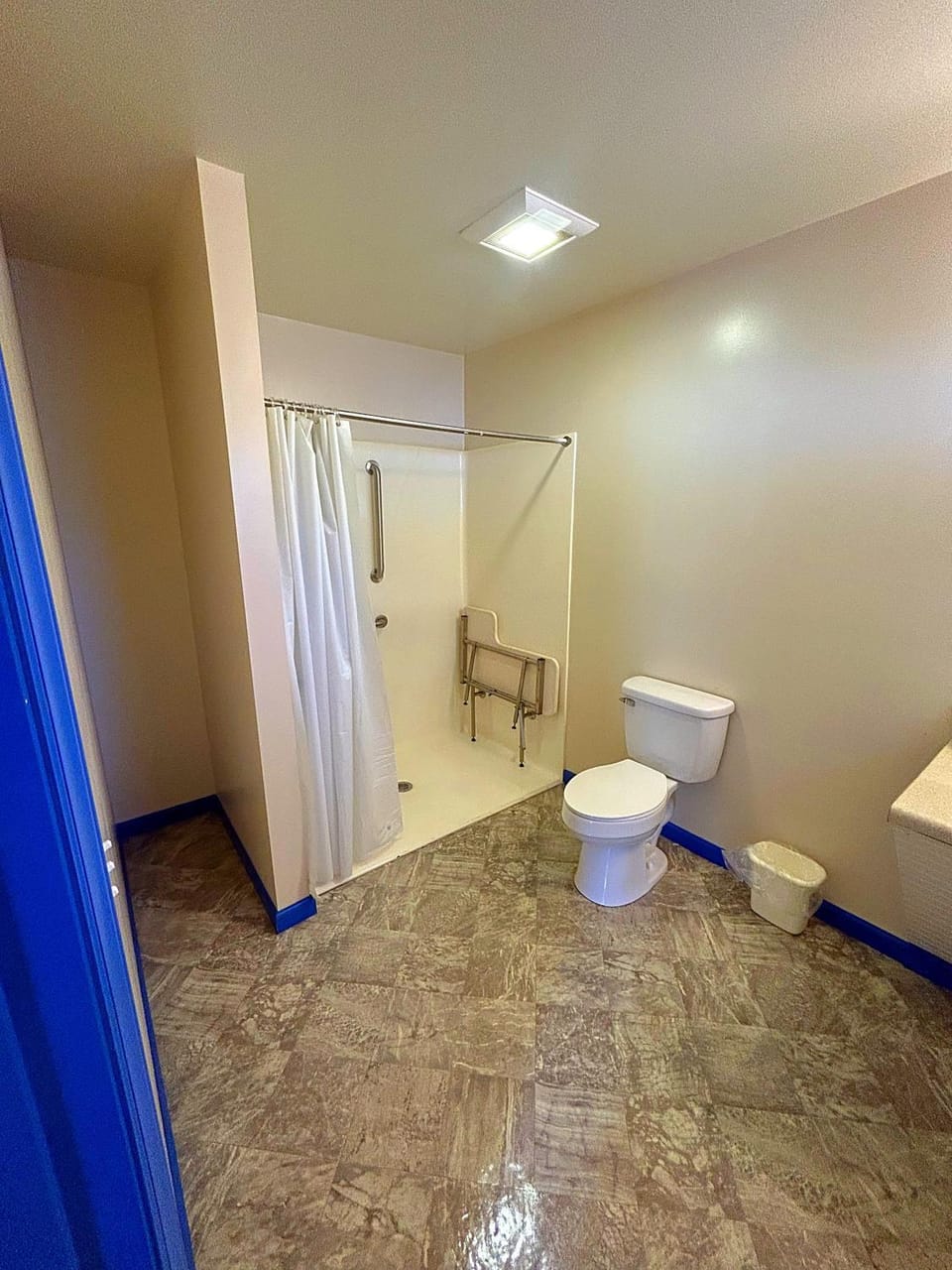 Cozy Bear Inn Motel in Maggie Valley