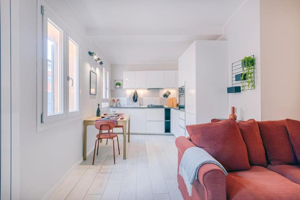 Kitchen or kitchenette, Living room, Dining area, stove