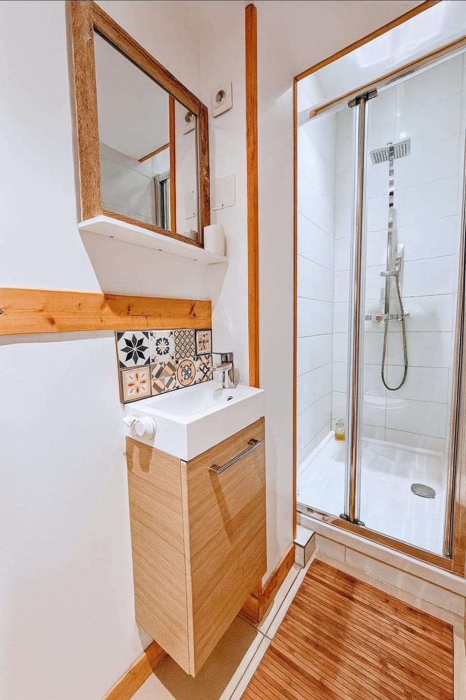 Shower, Bathroom
