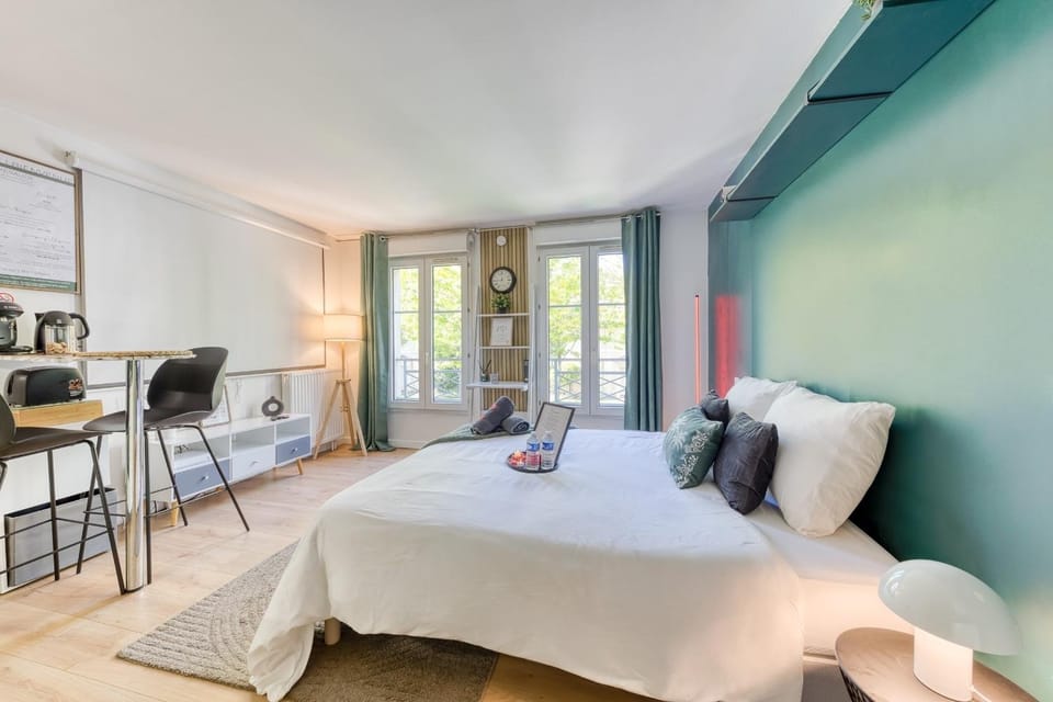 L'Émeraude - Disney, Paris & RER à 5 min Apartment in Bussy-Saint-Georges