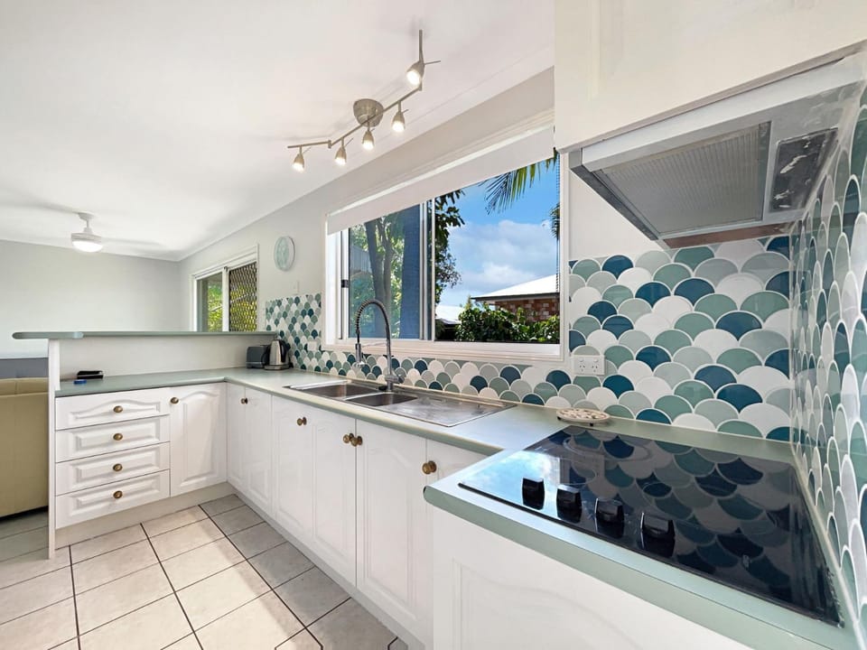 Unit 1 18 Lorraine Avenue Apartment in Marcoola