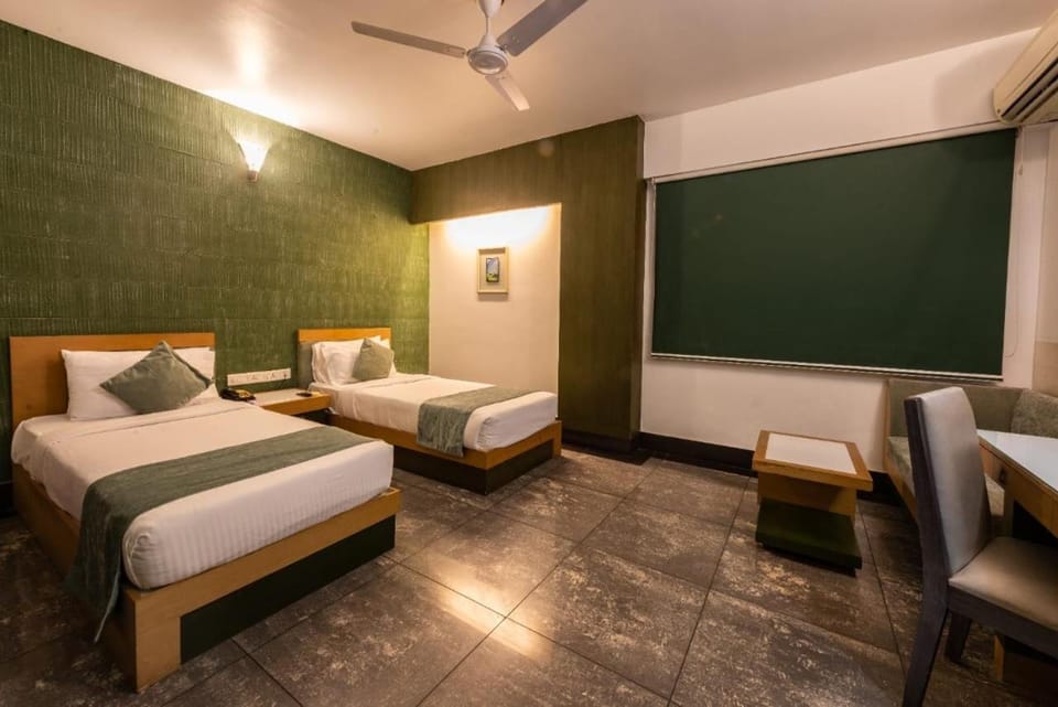 Bed, Bedroom, air conditioner