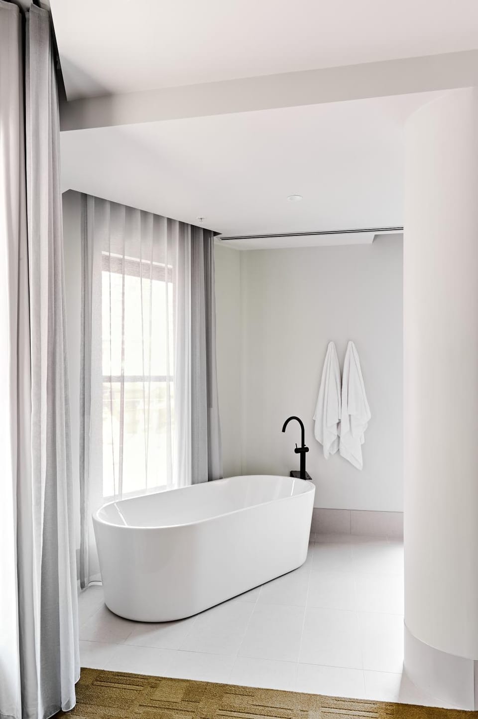 Bathroom, Bath, towels